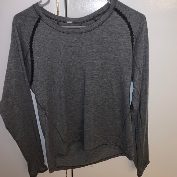 Lululemon Long Sleeve Top - Picture 2 of 4